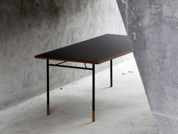 Nyhavn table, linoleum top, Finn Juhl, Onecollection