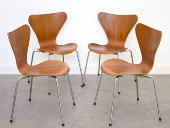 4 chaises Serie 7, Arne Jacobsen, Fritz Hansen, 1955