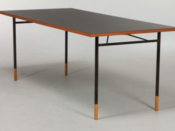 Nyhavn table, Finn Juhl, Onecollection