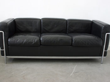 LC2 sofa, 3 seater, Le Corbusier, Pierre Jeanneret, Charlotte Perriand, Cassina