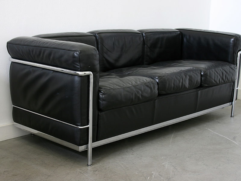 Lc2 3 Sitzer Sofa Le Corbusier Cassina Designklassiker Schweiz