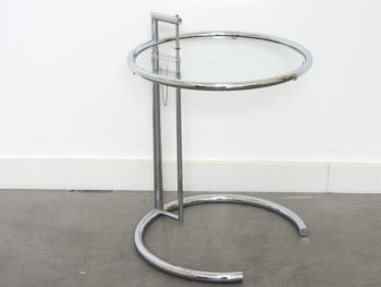 Table ajustable E 1027, Eileen Gray, Classicon