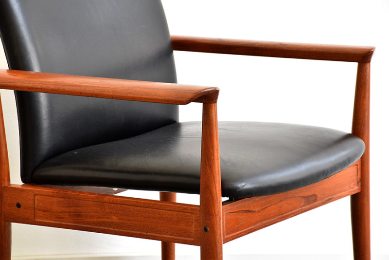 Diplomat chair FD 901, Finn Juhl, France & Son