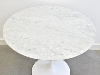 Tulip table with marble top, Eero Saarinen, Knoll