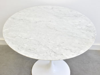 Table tulipe en marbre, Eero Saarinen, Knoll