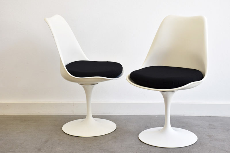 Tulip chairs, Eero Saarinen, Knoll
