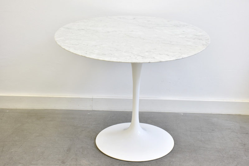 Tulip table with marble top, Eero Saarinen, Knoll