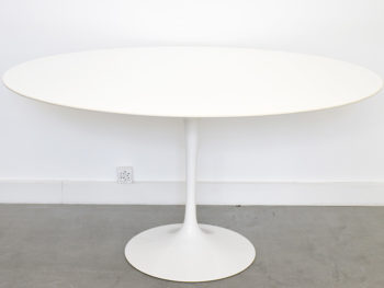 Dining tulip table oval top 137cm, Eero Saarinen, Knoll