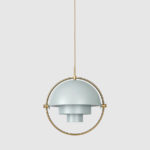 Suspension Multi-lite, Louis Weisdorf, Gubi. Sea Grey (vert d'eau) / Laiton