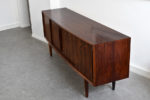 Bow-front rosewood sideboard, design Arne Vodder, H.P. Hansen, ca. 1960.