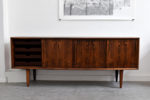 Bow-front rosewood sideboard, design Arne Vodder, H.P. Hansen, ca. 1960.