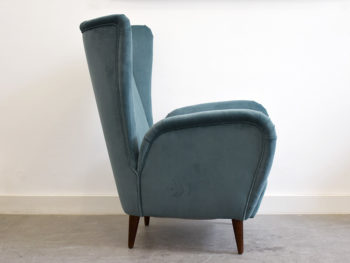 Vintage armchair in the manner of Paolo Buffa, Italian design from the 50's