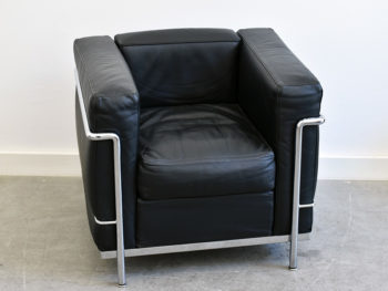 LC2 armchair, Le Corbusier, Cassina