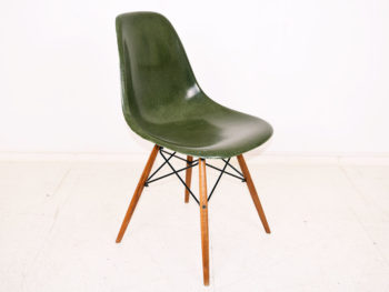 Eames DSW Herman Miller