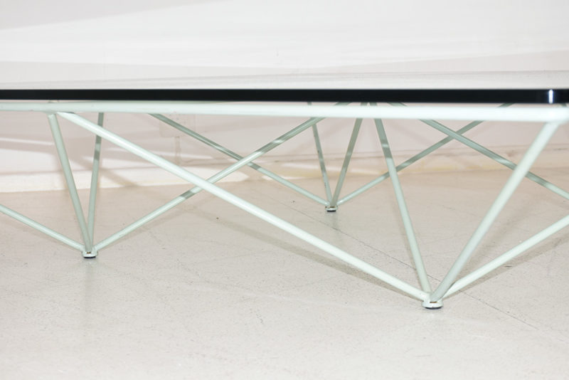 Alanda table, Paolo Piva, BeB italia