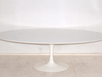 Tulip table from Saarinen for Knoll