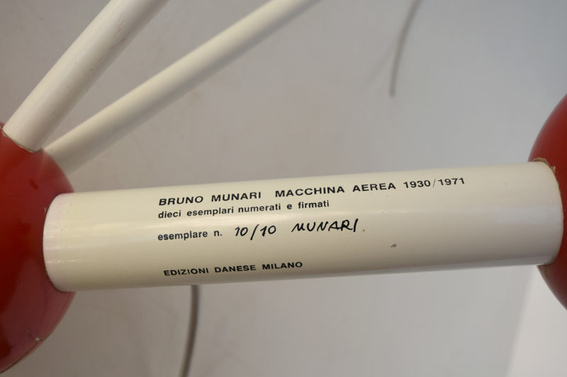 Macchina Aerea de Bruno Munari pour Danese Milano, 1971